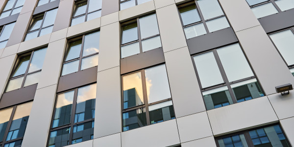 Fabricantes / Instaladores de Puertas y Ventanas de Aluminio / PVC en Sabadell · Aislamiento Térmico y Acústico